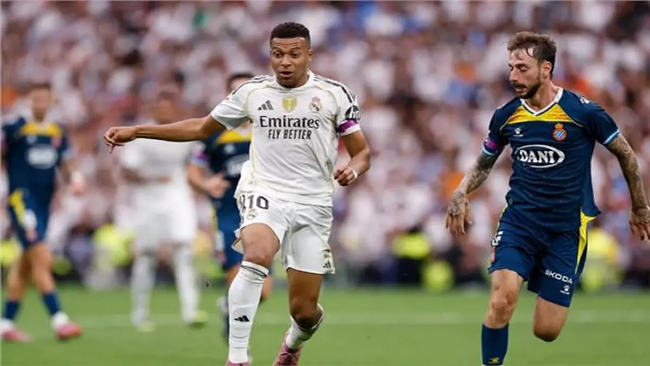 انطلاق مباراة ريال مدريد أمام إسبانيول في الدوري الإسباني